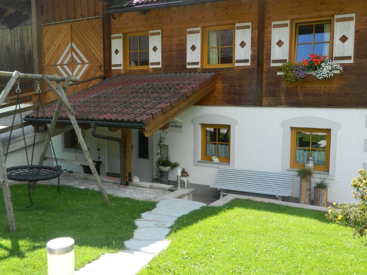 Reiters-Ferienhaus Russbach am Pass Gschütt Exterior foto